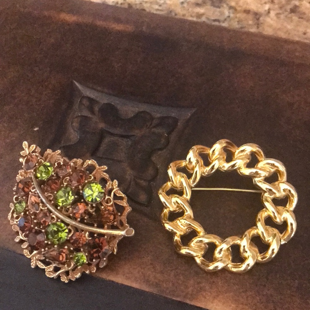 Vintage BSK Rhinestone Brooch Pin